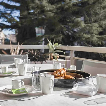 Cina Proche Carlton Croisette * Cannes